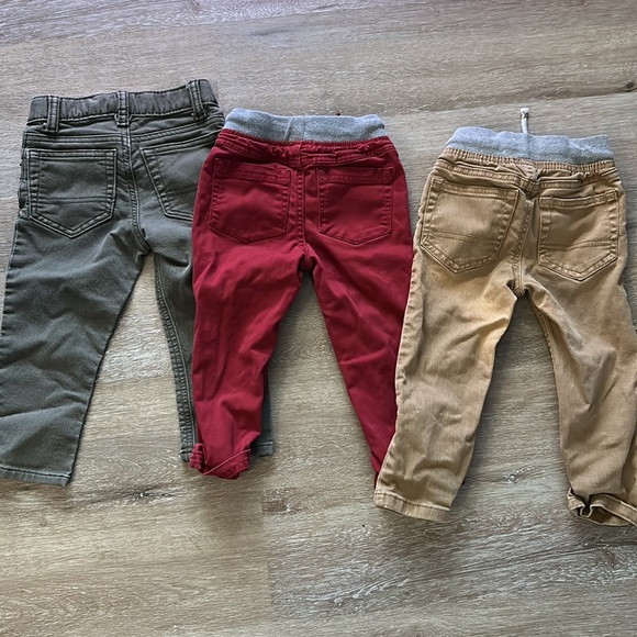 Jeans/pants bundle 2T - Picture 6 of 6